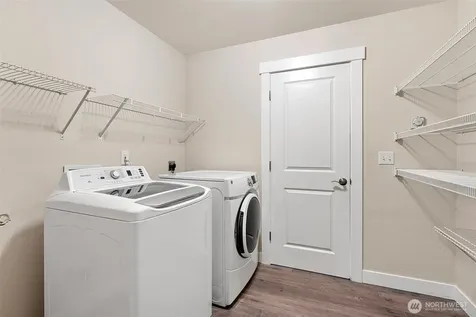 9547 187th Street Ct E Puyallup WA 98375