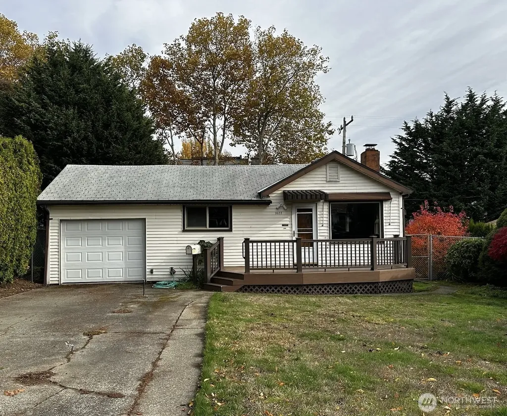 9022 36th Avenue SW Seattle WA 98126