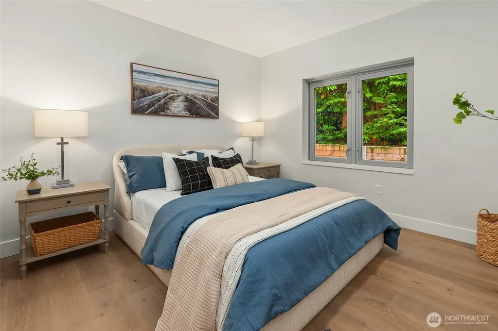 1250 Alki Avenue SW Seattle WA 98116