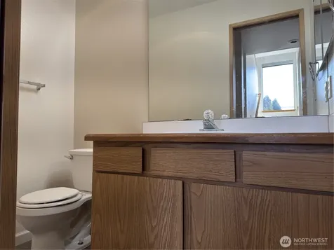 2826 NE 8th Street Renton WA 98056