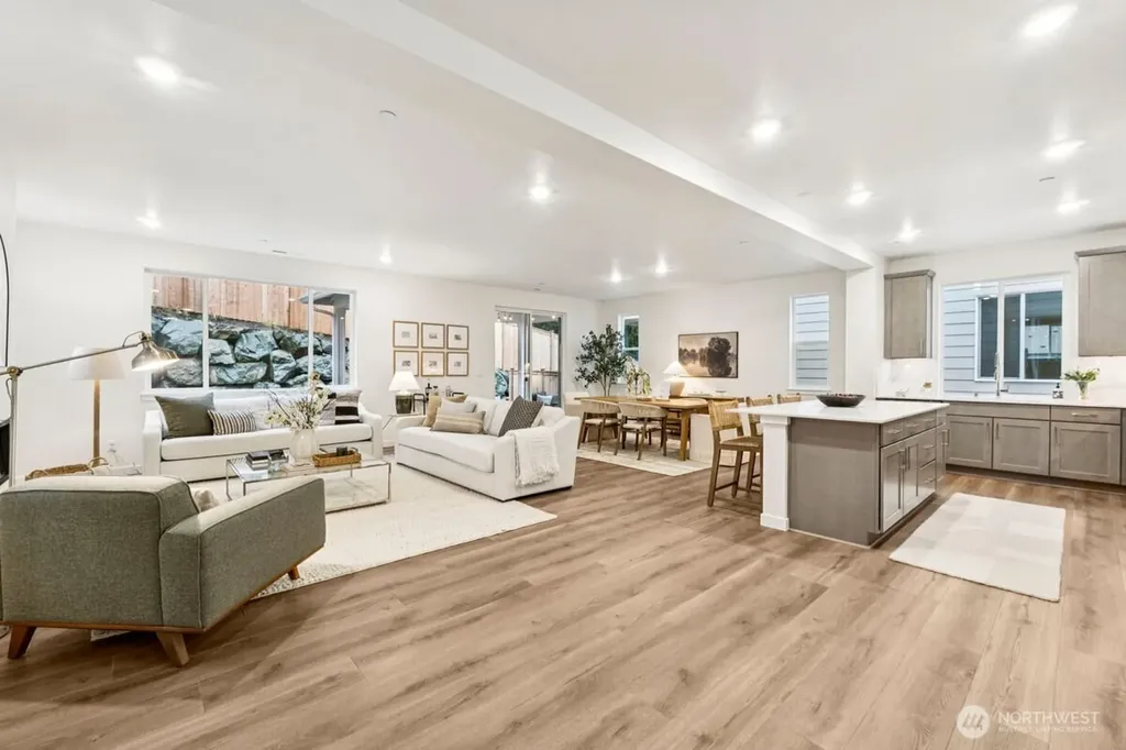24233 13th Avenue SE Bothell WA 98021
