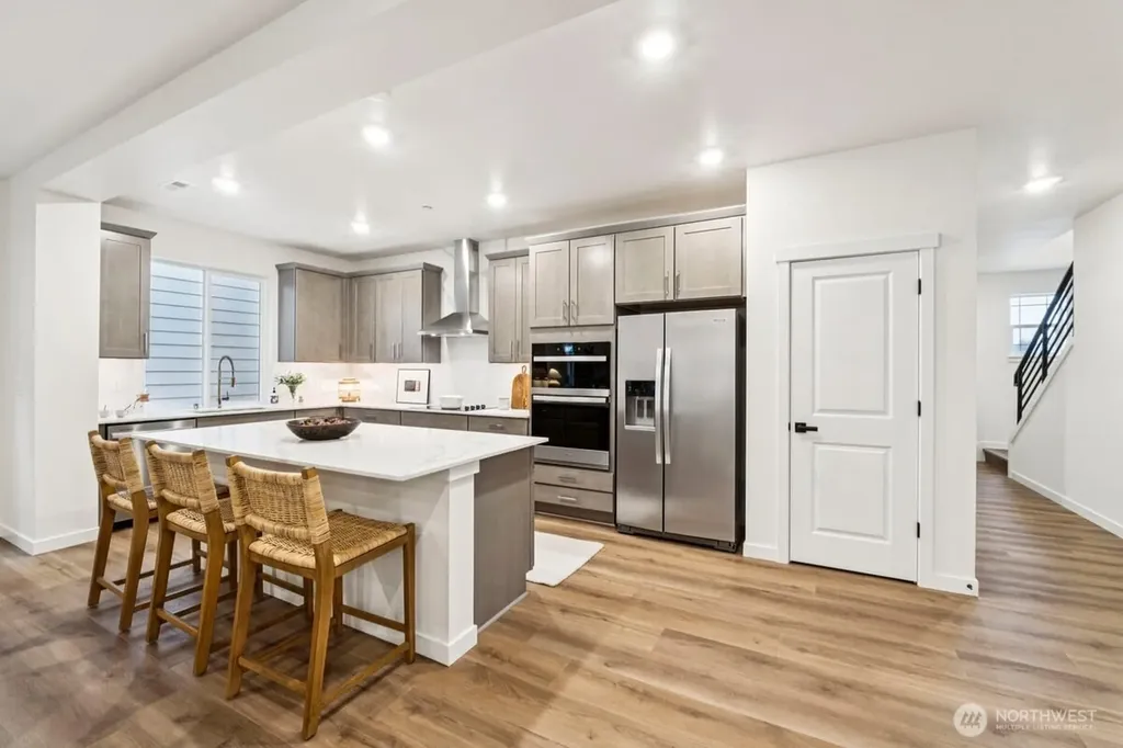 24233 13th Avenue SE Bothell WA 98021