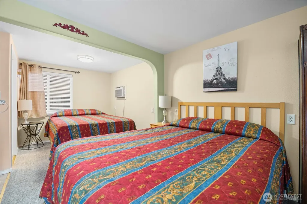 2044 W Woodin Avenue Chelan WA 98816