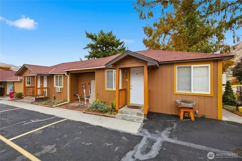 2044 W Woodin Avenue Chelan WA 98816