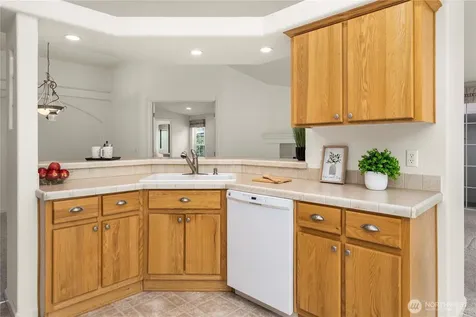 9806 196th Street E Graham WA 98338
