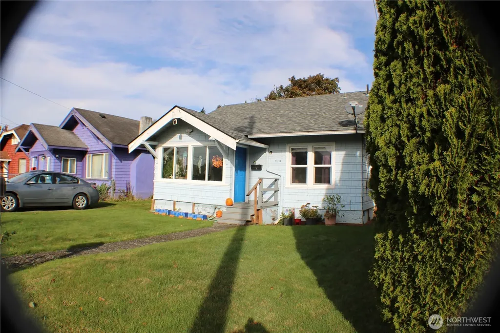 315 Eklund Avenue Hoquiam WA 98550