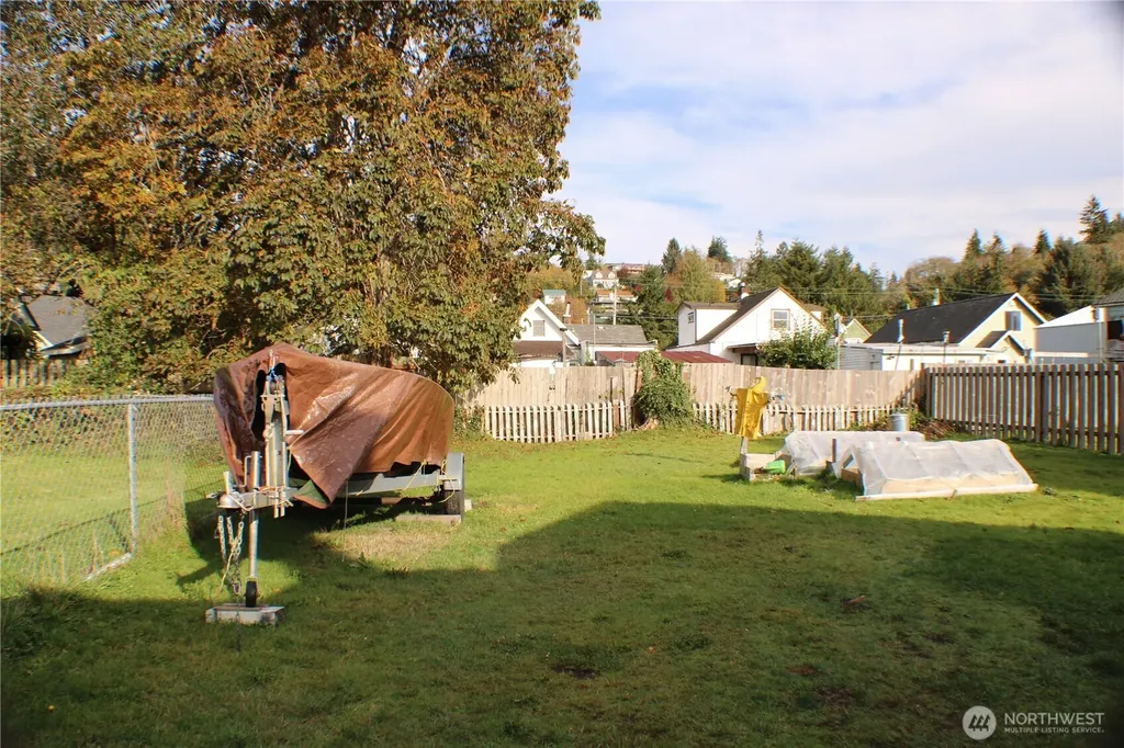 315 Eklund Avenue Hoquiam WA 98550