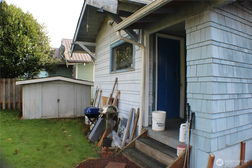 315 Eklund Avenue Hoquiam WA 98550