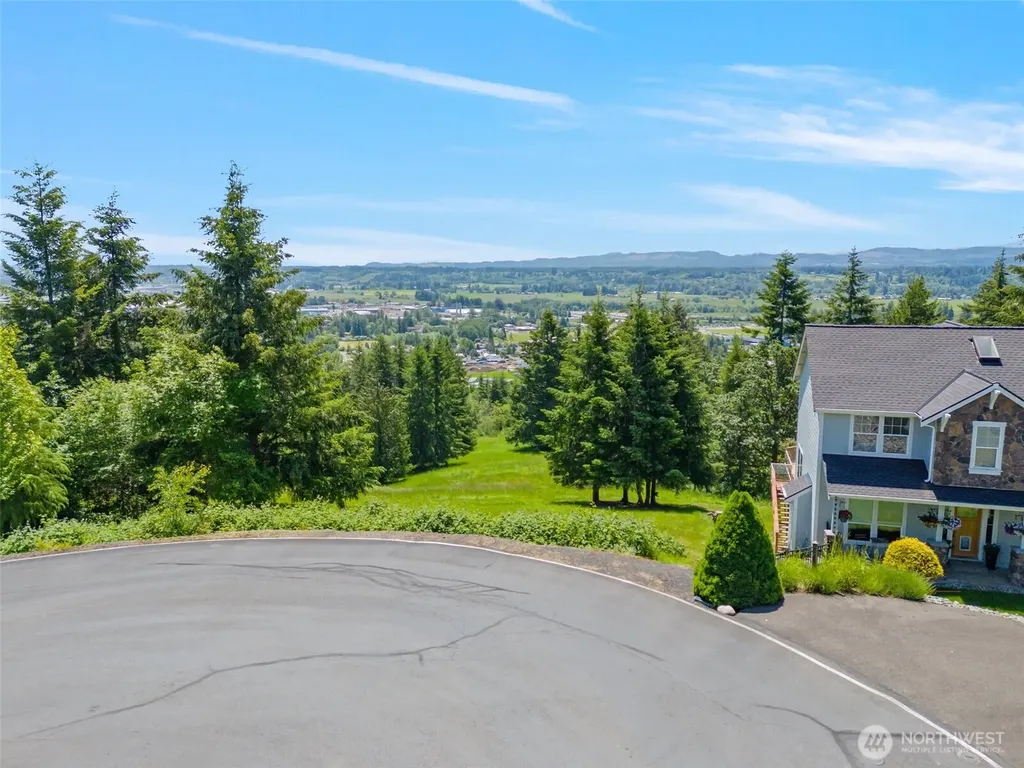 119 Briarwood Chehalis WA 98532
