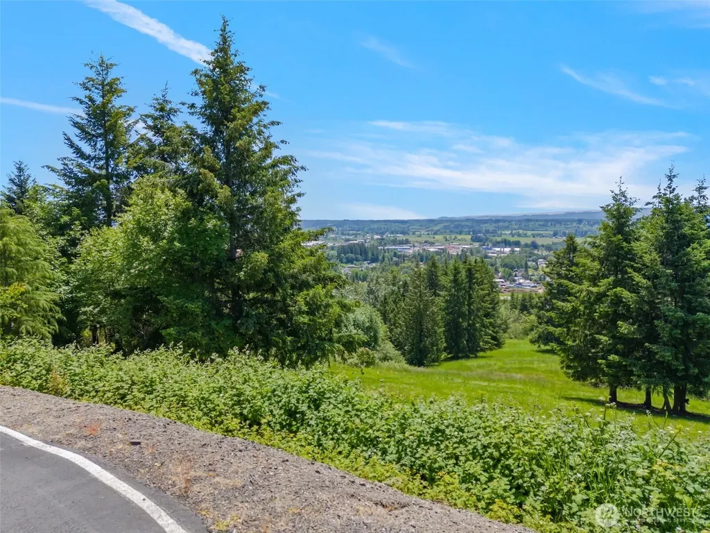 119 Briarwood Chehalis WA 98532