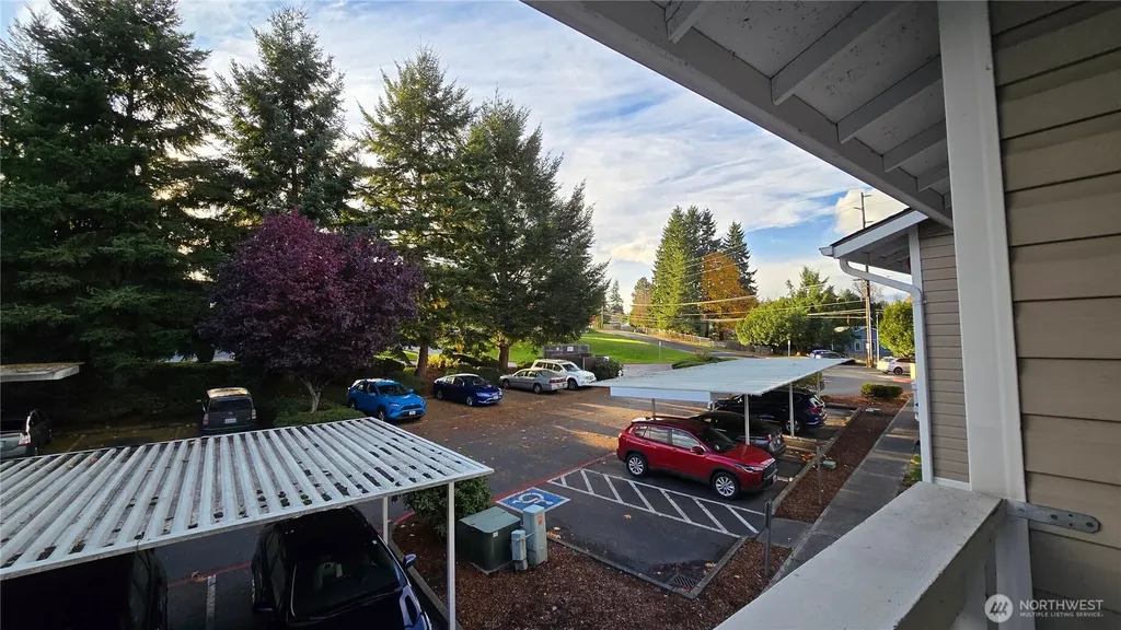 12432 SE 272 Place Kent WA 98030