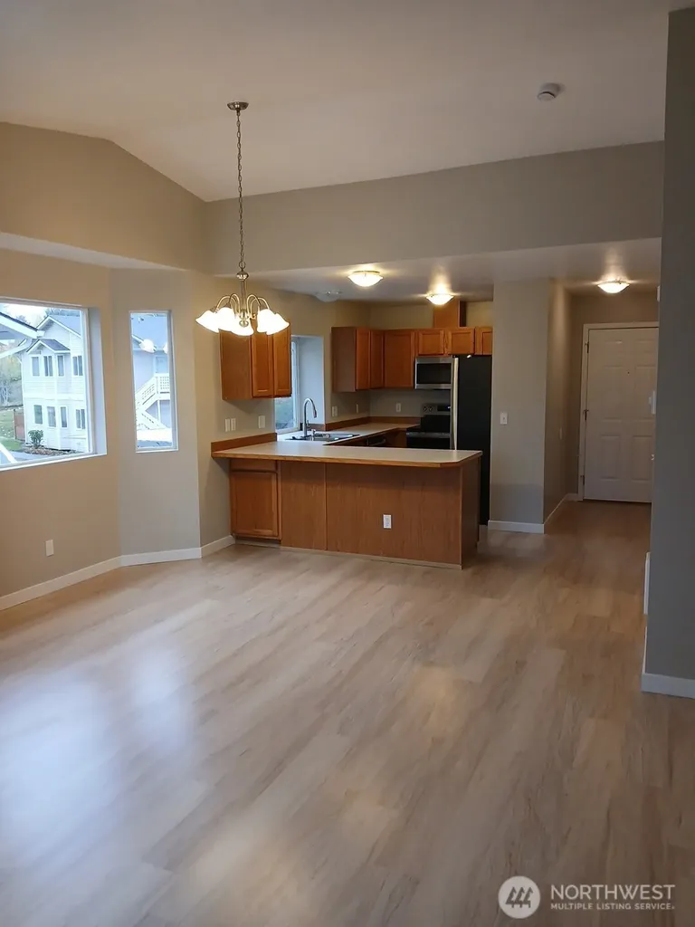 12432 SE 272 Place Kent WA 98030
