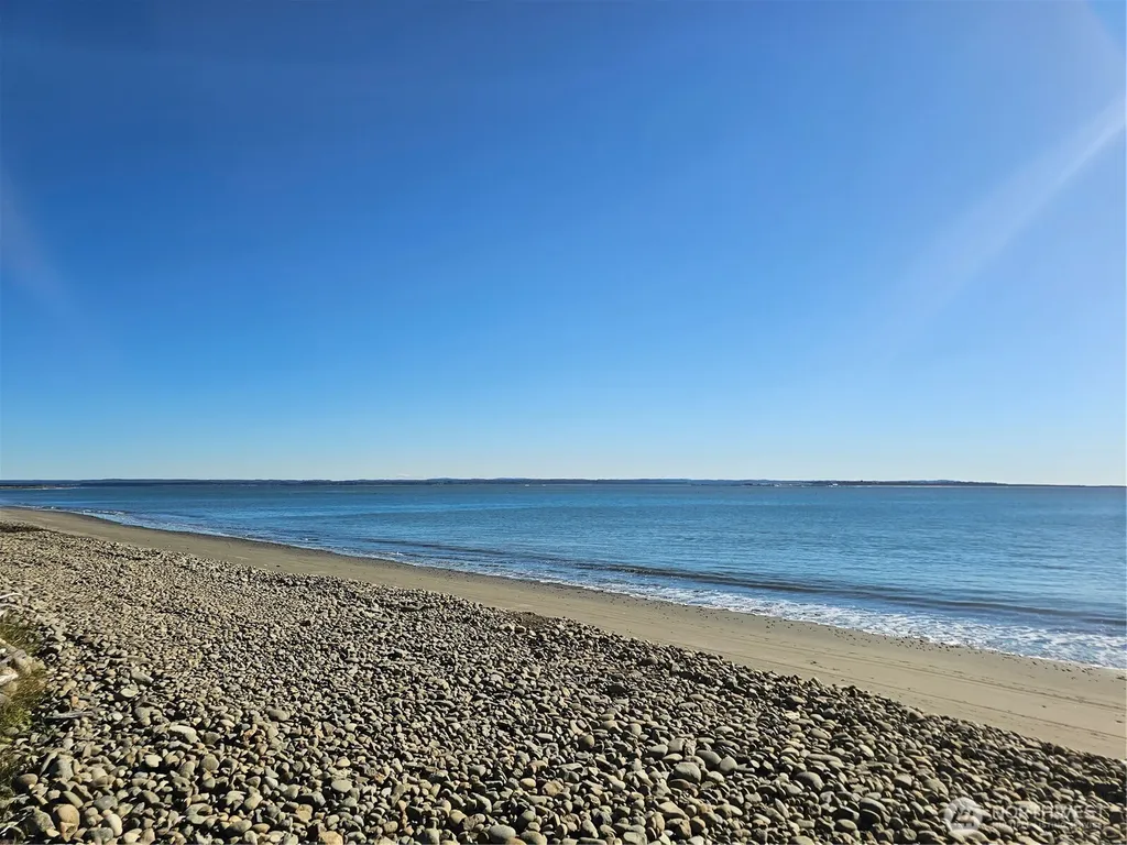 219 Marine View Drive SE Ocean Shores WA 98569