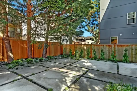 1126 N 90th Street Seattle WA 98103