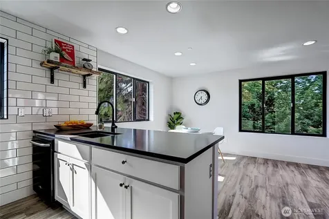 1126 N 90th Street Seattle WA 98103