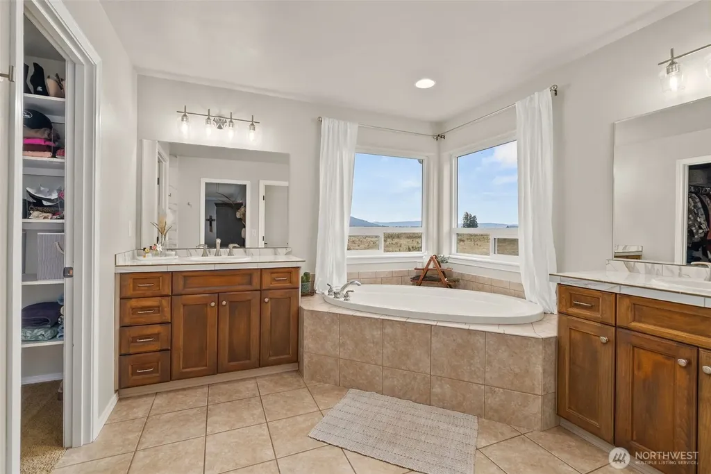 16840 Melville Street SE Tenino WA 98589