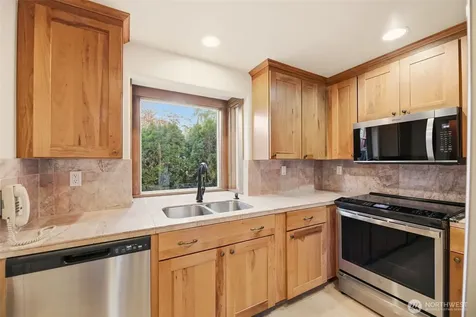 3821 Shelby Road Lynnwood WA 98087
