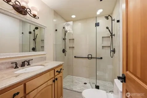 3821 Shelby Road Lynnwood WA 98087
