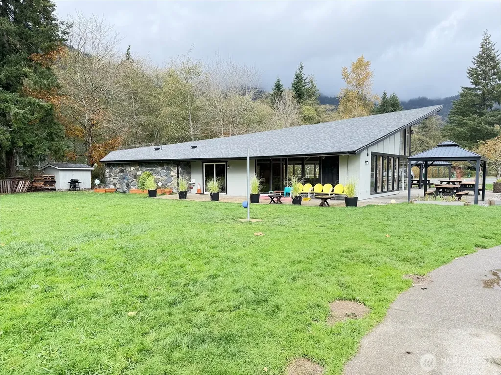1 W Alder Drive Sedro Woolley WA 98284