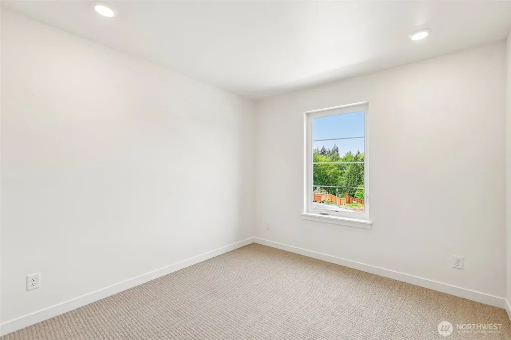 24323 13th Avenue SE Bothell WA 98021