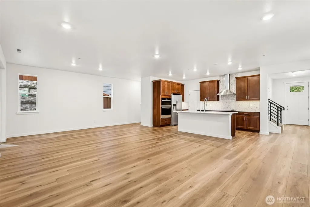24323 13th Avenue SE Bothell WA 98021