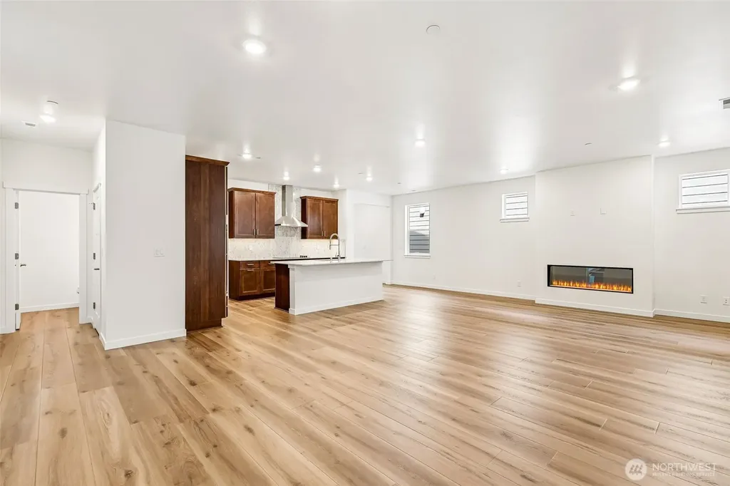 24323 13th Avenue SE Bothell WA 98021
