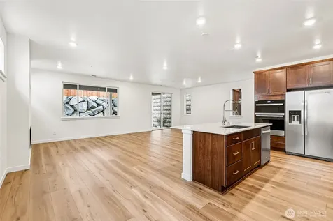 24323 13th Avenue SE Bothell WA 98021