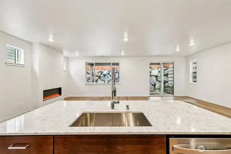 24323 13th Avenue SE Bothell WA 98021