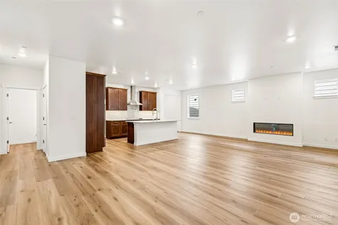 24323 13th Avenue SE Bothell WA 98021