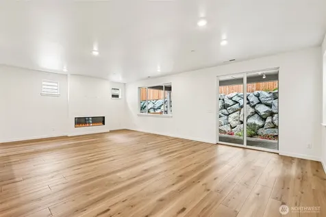 24323 13th Avenue SE Bothell WA 98021