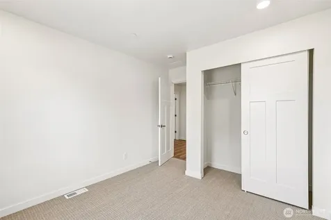 24323 13th Avenue SE Bothell WA 98021