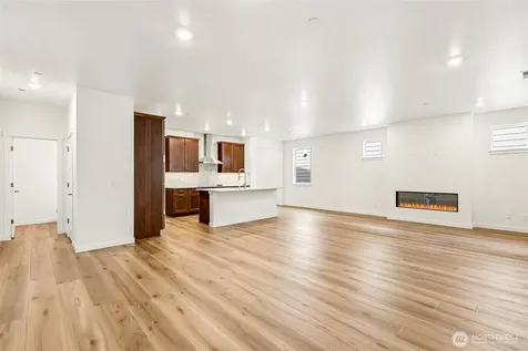 24323 13th Avenue SE Bothell WA 98021