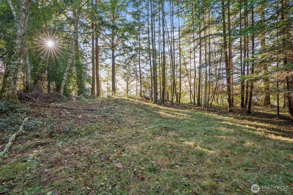 4530 Smugglers Cove Rd Road Freeland WA 98429