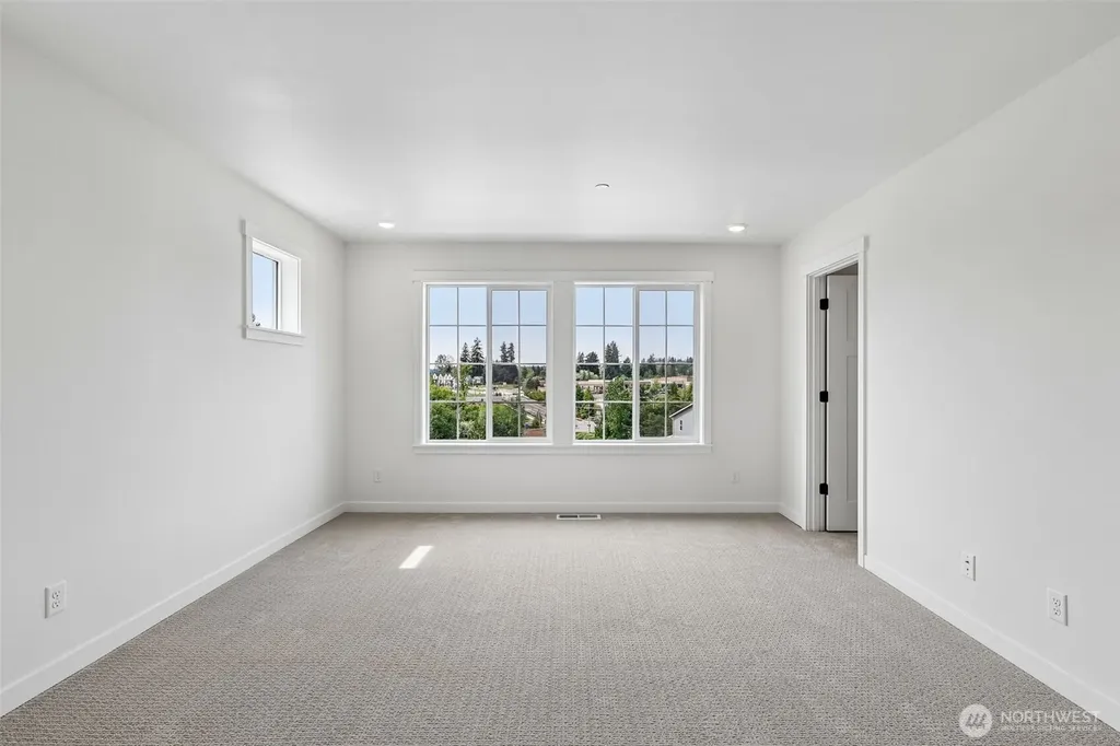 24229 13th Avenue SE Bothell WA 98021