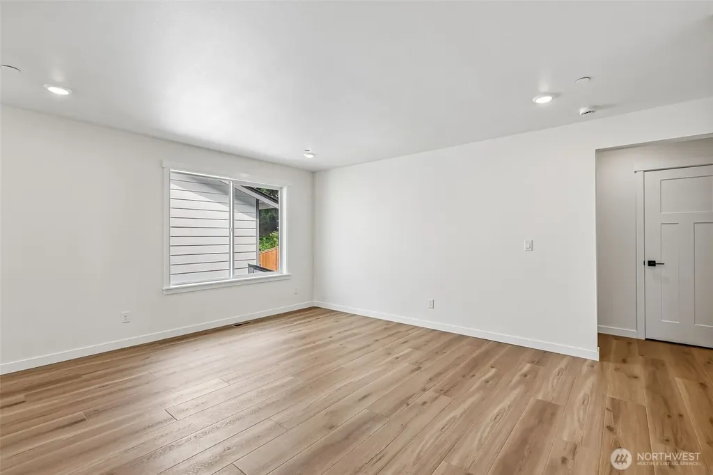 24229 13th Avenue SE Bothell WA 98021
