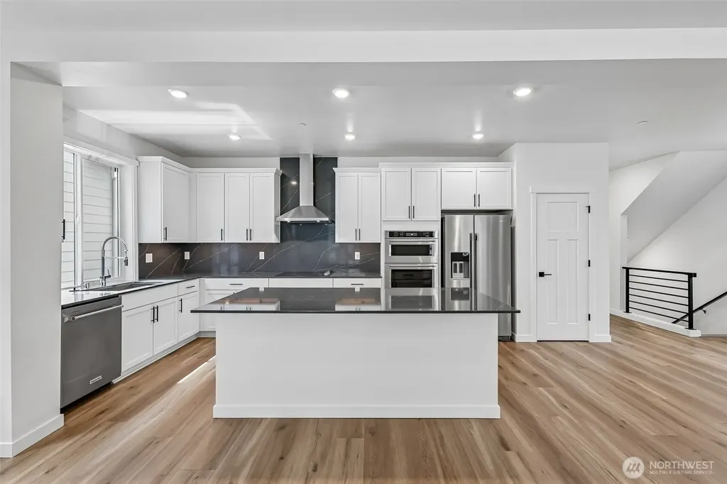 24229 13th Avenue SE Bothell WA 98021