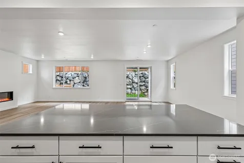 24229 13th Avenue SE Bothell WA 98021