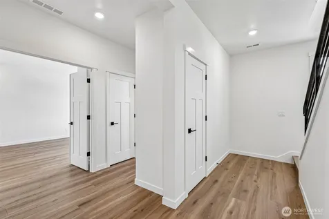 24229 13th Avenue SE Bothell WA 98021