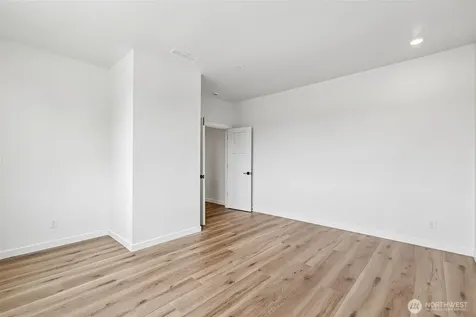 24229 13th Avenue SE Bothell WA 98021