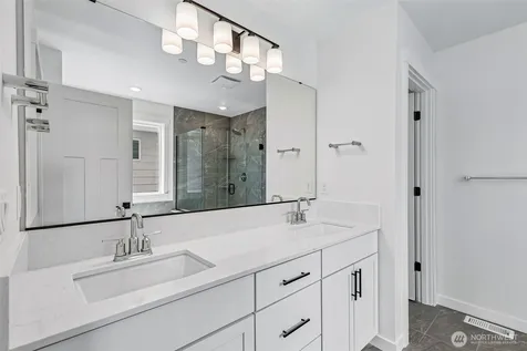 24229 13th Avenue SE Bothell WA 98021