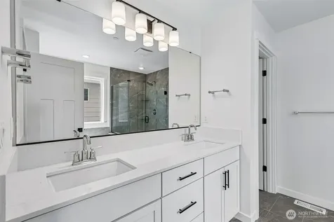 24229 13th Avenue SE Bothell WA 98021