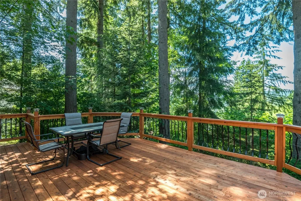 130 Mosswood Lane Longview WA 98632