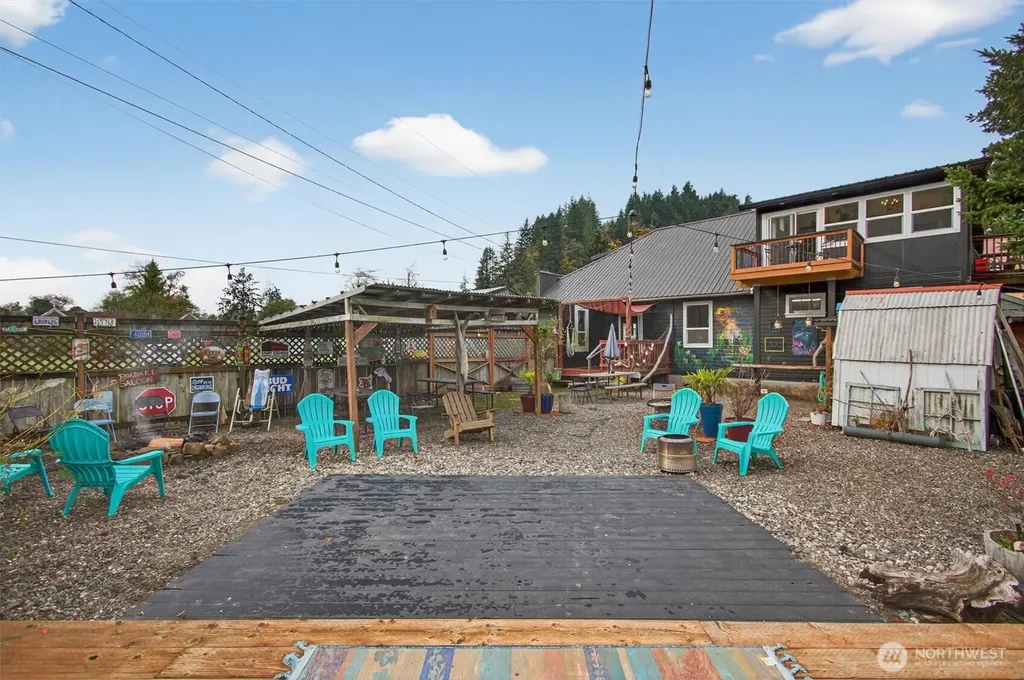 8 Fairgrounds Road Skamokawa WA 98647