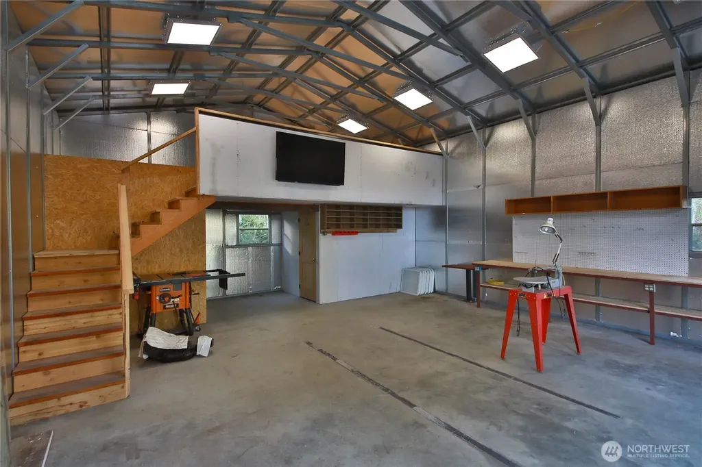 963 Little Valley Lane Freeland WA 98249