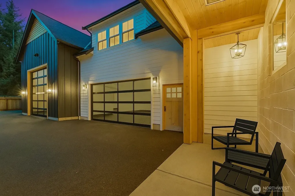 137 E Cedar Drive Lynden WA 98264