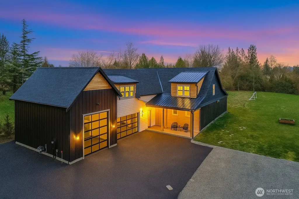 137 E Cedar Drive Lynden WA 98264