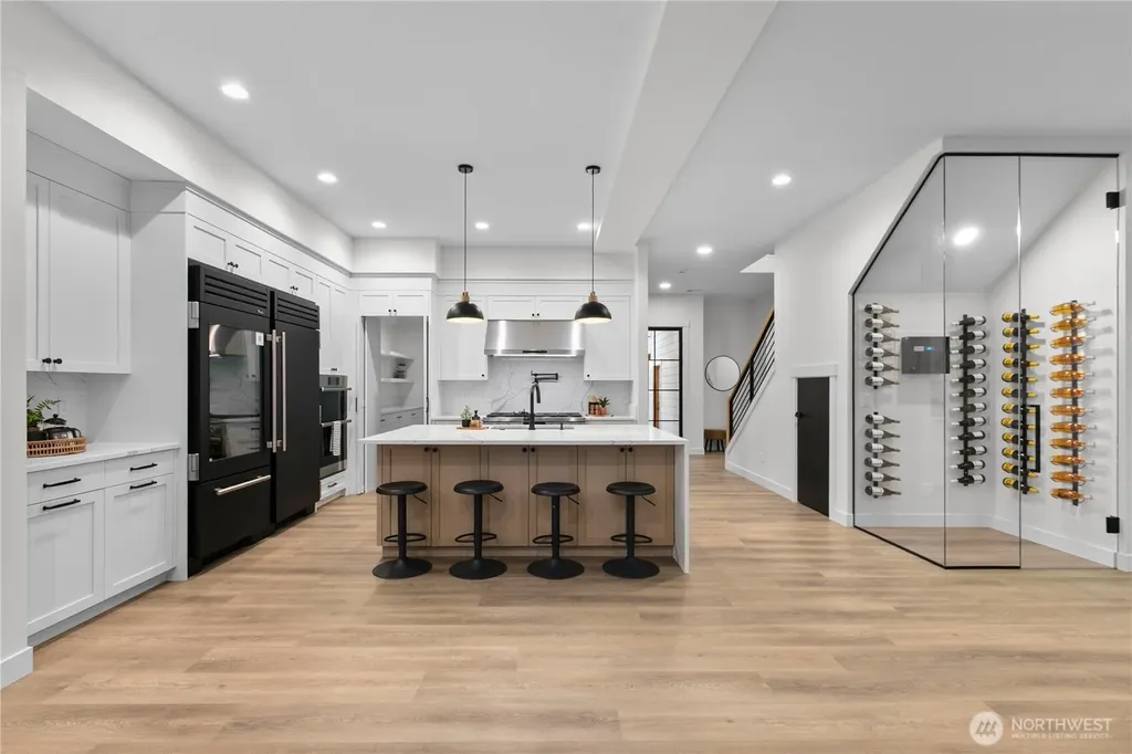 137 E Cedar Drive Lynden WA 98264