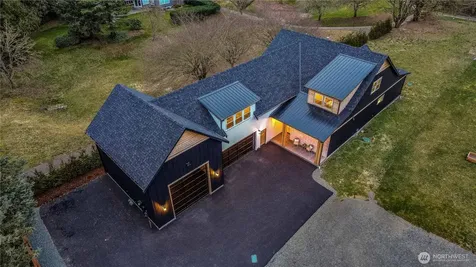 137 E Cedar Drive Lynden WA 98264