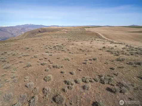 12 Road S NW Waterville WA 98858
