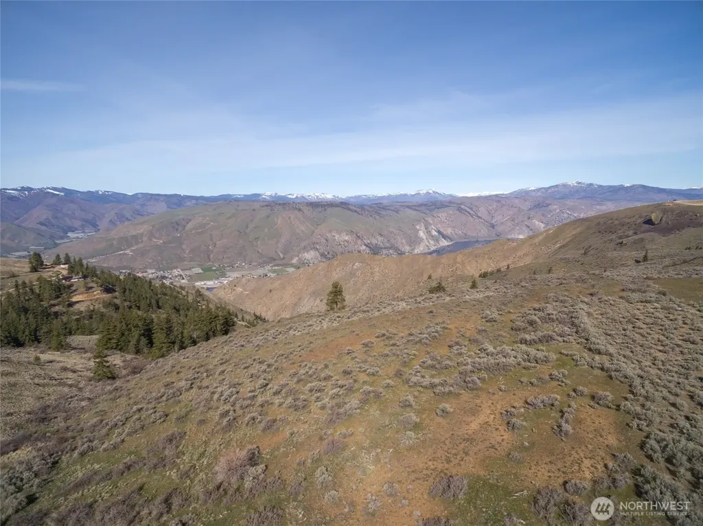 13 Road S NW Waterville WA 98858